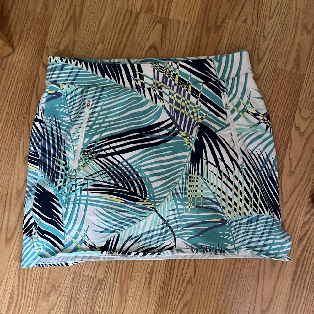 T by Talbots size Large Skort